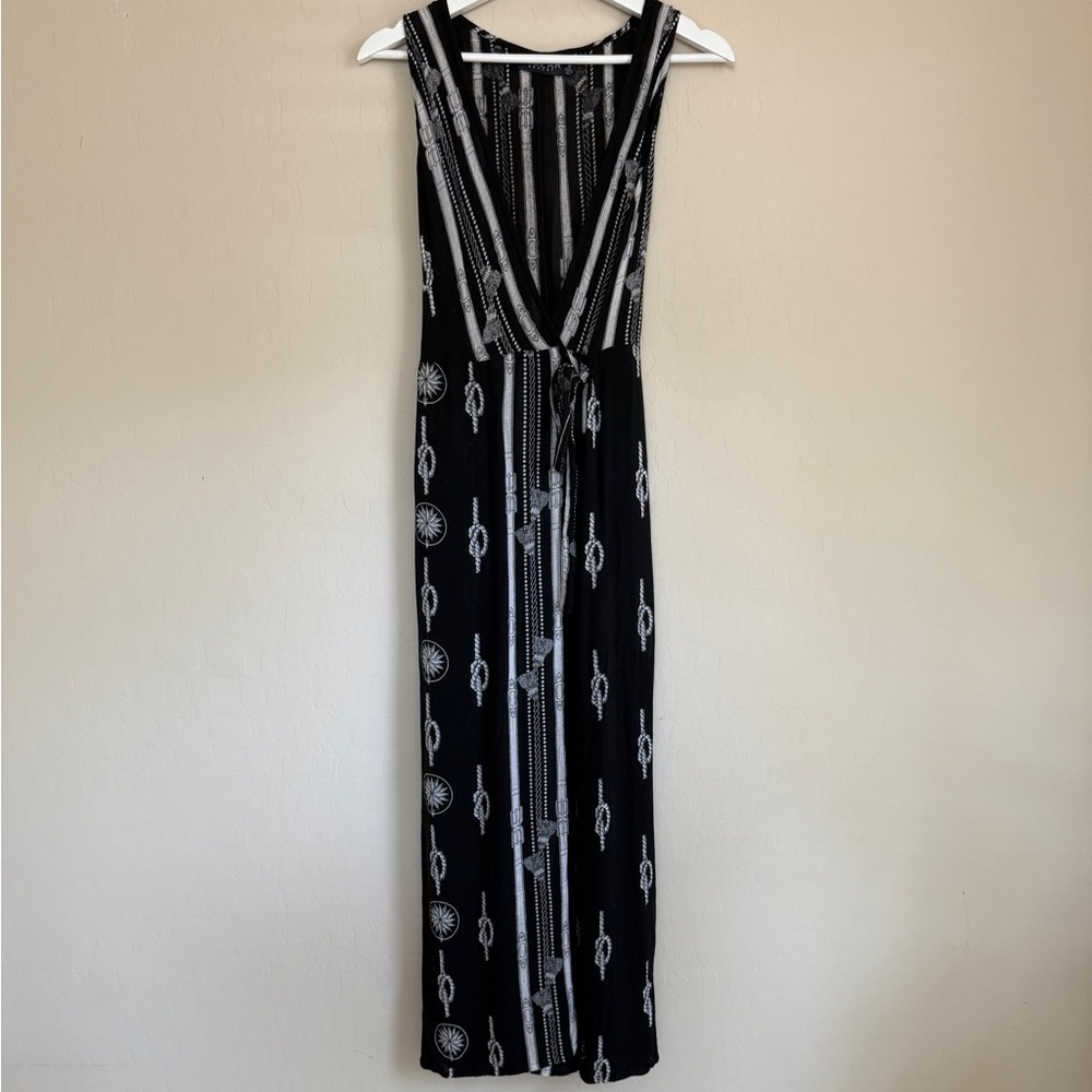 InGear Resort Sleeveless Maxi Wrap Dress Western Black White Novelty Print M